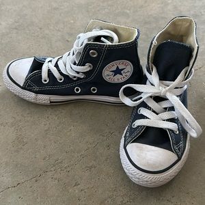 Toddler Boys converse sz 11